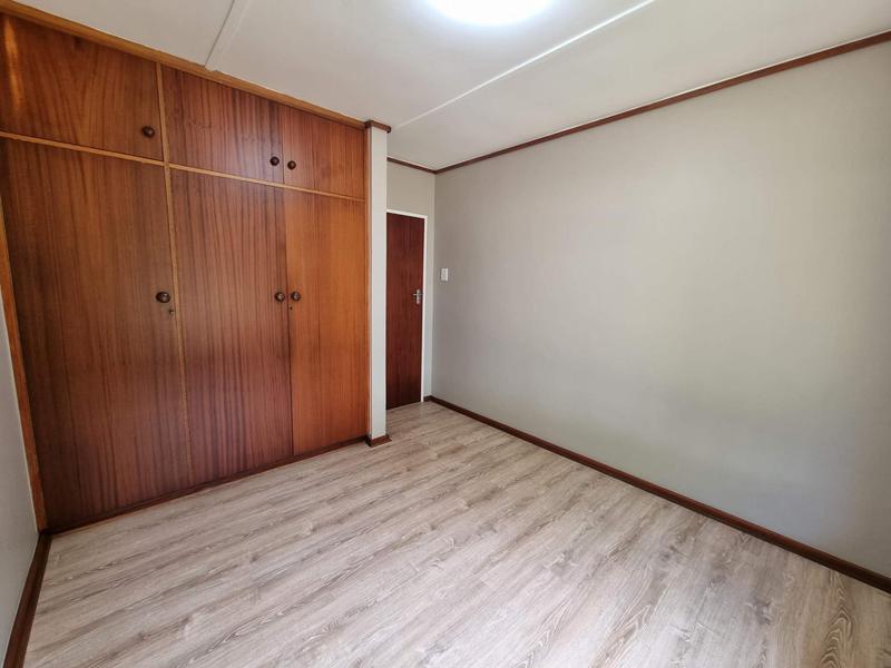 5 Bedroom Property for Sale in De Kuilen Western Cape